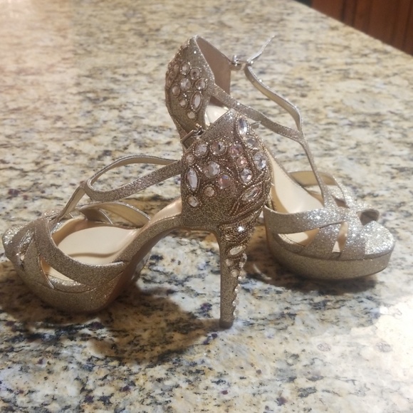 gold occasion heels